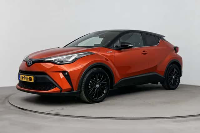 Toyota C-HR (2020) thumbnail 10
