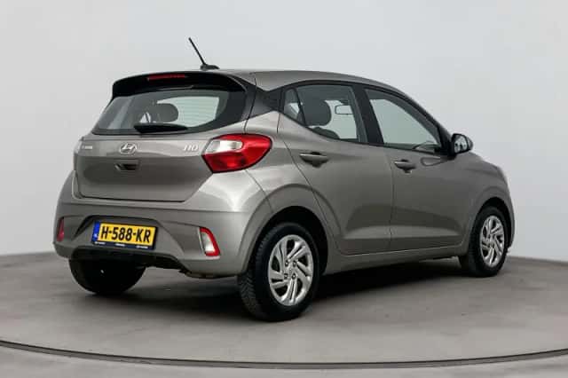 Hyundai i10 (2020) thumbnail 2