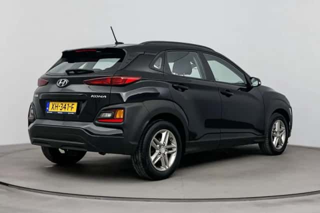 Hyundai Kona (2019) thumbnail 2
