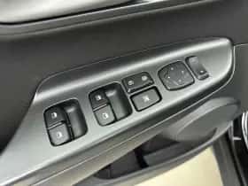Hyundai Kona (2019) thumbnail 17
