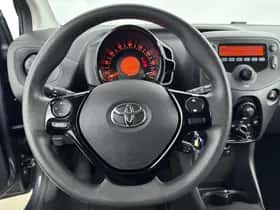 Toyota Aygo (2019) thumbnail 23