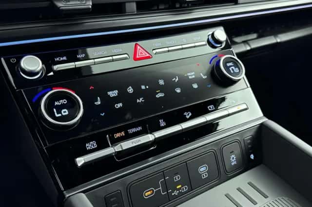 Hyundai Santa Fe (2026) thumbnail 11
