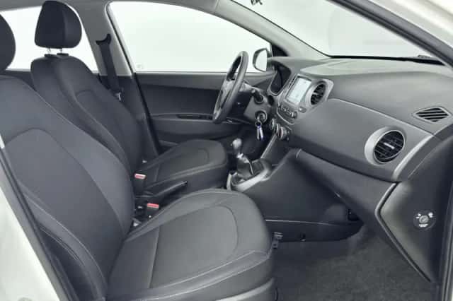 Hyundai i10 (2019) thumbnail 26