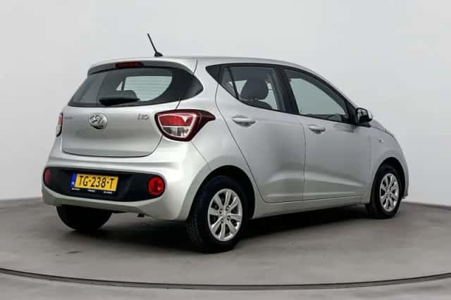 Hyundai i10 (2018) thumbnail 2