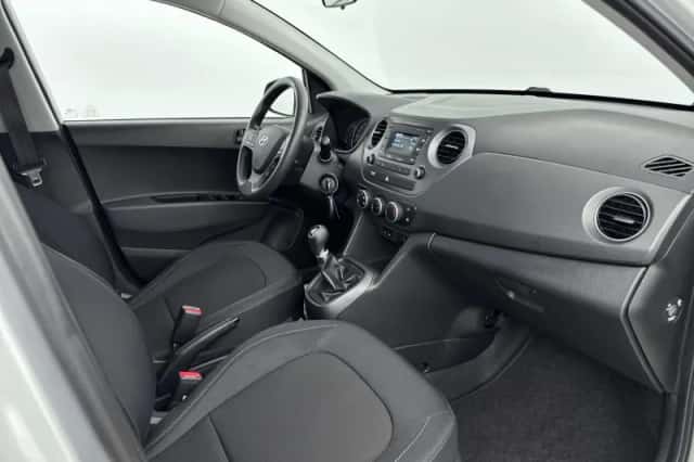 Hyundai i10 (2018) thumbnail 11