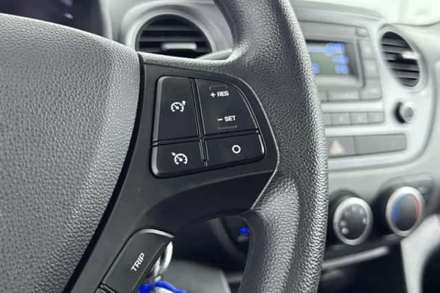 Hyundai i10 (2018) thumbnail 12
