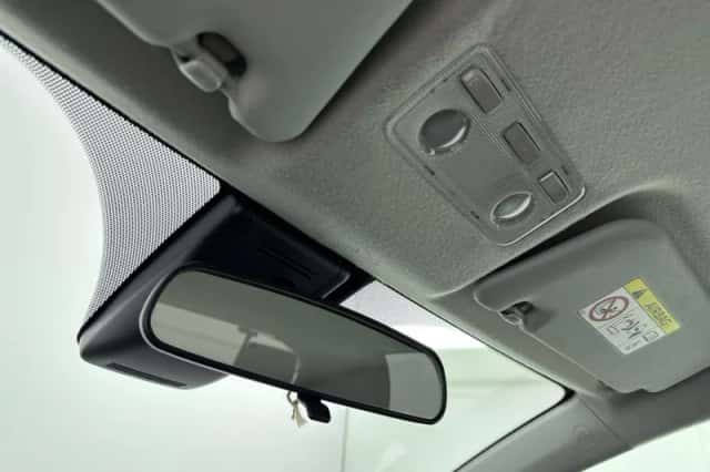 Toyota Yaris (2019) thumbnail 13