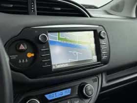 Toyota Yaris (2019) thumbnail 14