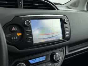 Toyota Yaris (2019) thumbnail 19