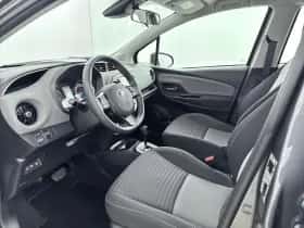 Toyota Yaris (2019) thumbnail 21