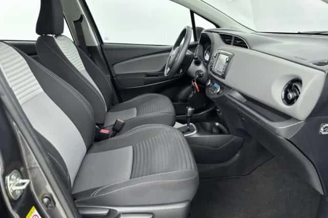 Toyota Yaris (2019) thumbnail 26
