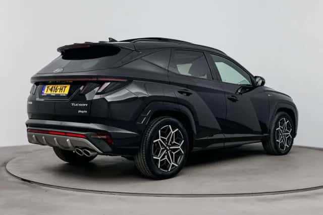 Hyundai Tucson (2023) thumbnail 2