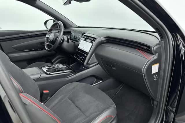 Hyundai Tucson (2023) thumbnail 21