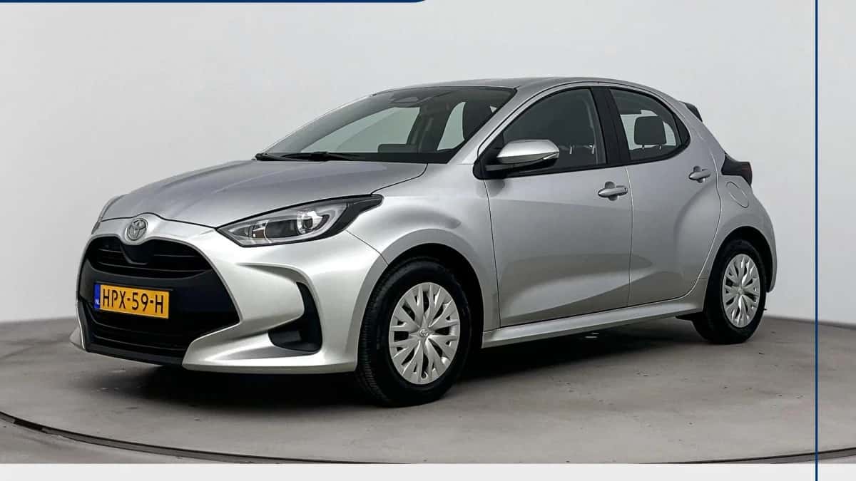 Toyota Yaris (2025) — foto 1