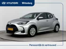 Toyota Yaris (2025) thumbnail 1