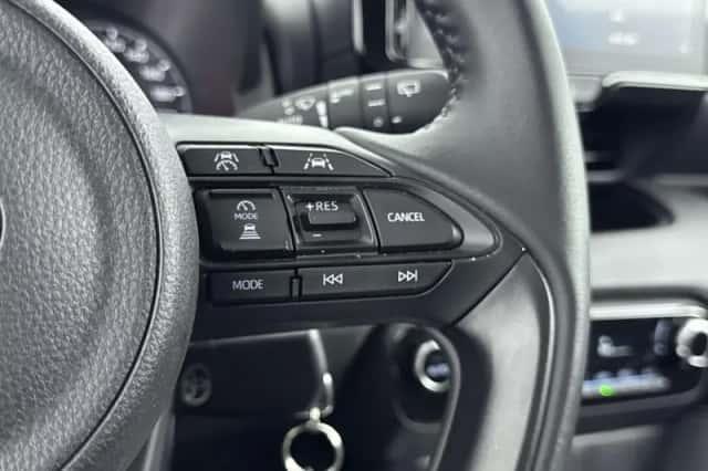 Toyota Yaris (2025) thumbnail 16