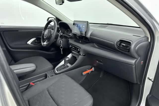 Toyota Yaris (2025) thumbnail 21
