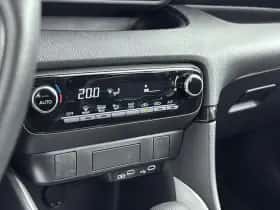 Toyota Yaris (2025) thumbnail 23