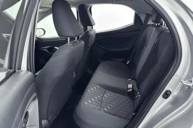 Toyota Yaris (2025) thumbnail 29