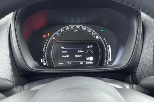 Toyota Aygo (2024) thumbnail 12