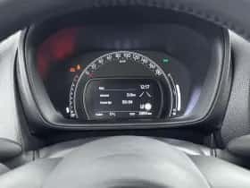 Toyota Aygo (2024) thumbnail 12