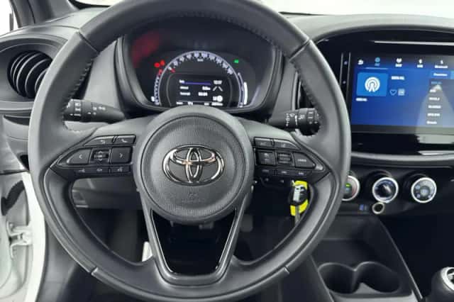 Toyota Aygo (2024) thumbnail 17