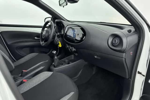 Toyota Aygo (2024) thumbnail 22