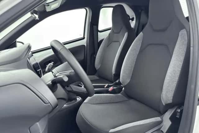 Toyota Aygo (2024) thumbnail 30
