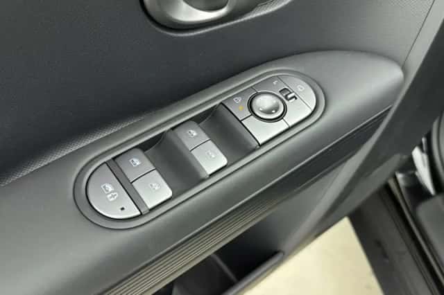 Hyundai Ioniq 5 (2026) thumbnail 12