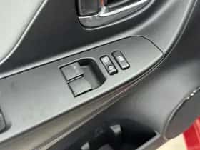 Toyota Yaris (2016) thumbnail 16