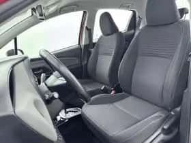 Toyota Yaris (2016) thumbnail 27
