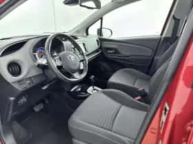 Toyota Yaris (2016) thumbnail 9