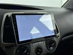 Hyundai i20 (2011) thumbnail 9