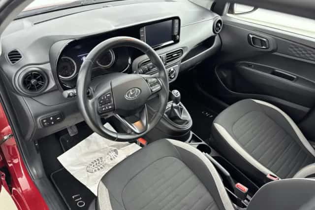 Hyundai i10 (2022) thumbnail 16