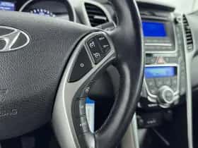 Hyundai i30 (2015) thumbnail 14