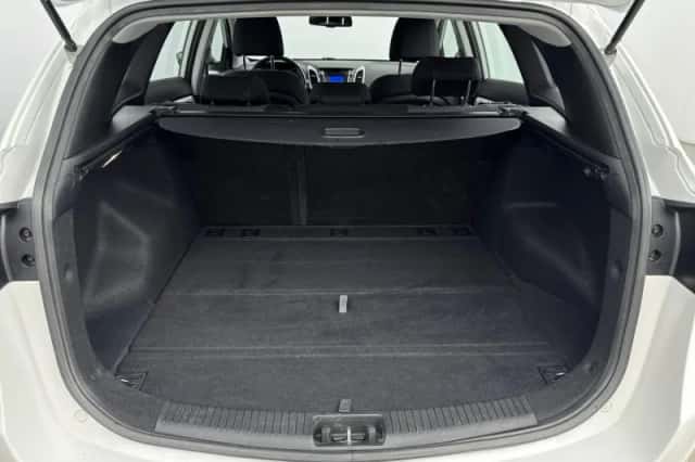 Hyundai i30 (2015) thumbnail 20