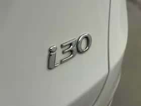 Hyundai i30 (2015) thumbnail 22