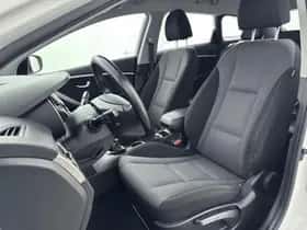Hyundai i30 (2015) thumbnail 25