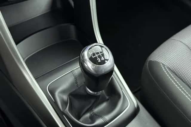 Hyundai i30 (2015) thumbnail 27