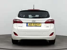Hyundai i30 (2015) thumbnail 6