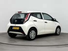 Toyota Aygo (2017) thumbnail 2