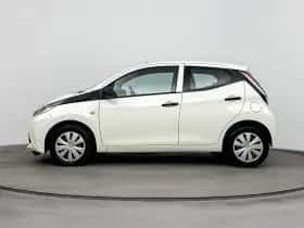 Toyota Aygo (2017) thumbnail 3