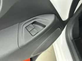 Toyota Aygo (2017) thumbnail 25