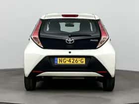 Toyota Aygo (2017) thumbnail 6