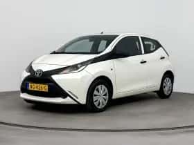 Toyota Aygo (2017) thumbnail 10
