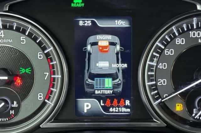 Suzuki S-Cross (2023) thumbnail 11