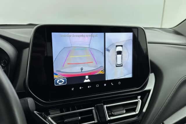Suzuki S-Cross (2023) thumbnail 14