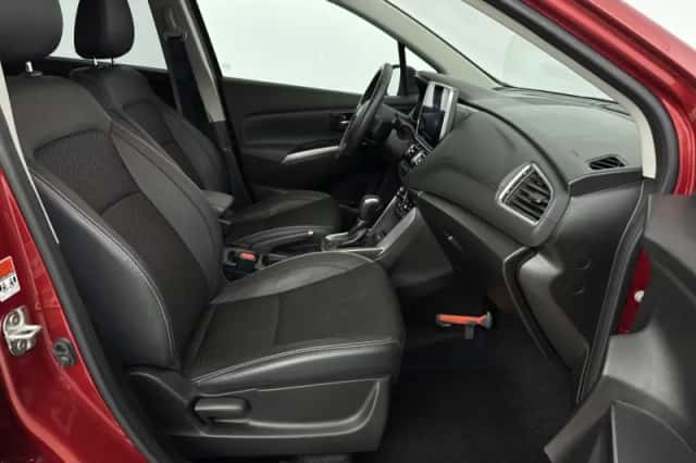 Suzuki S-Cross (2023) thumbnail 37