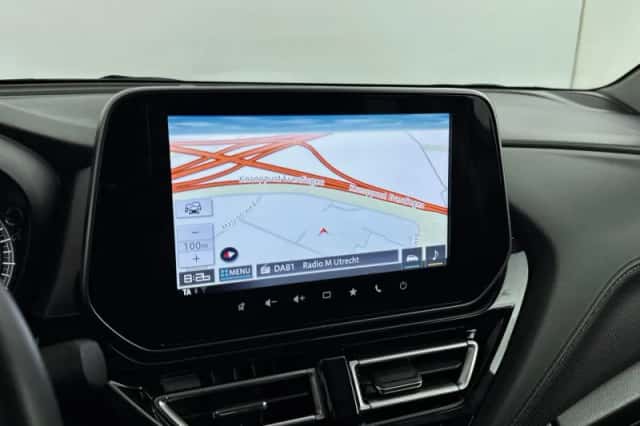 Suzuki S-Cross (2023) thumbnail 9