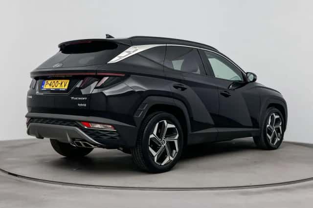 Hyundai Tucson (2022) thumbnail 2